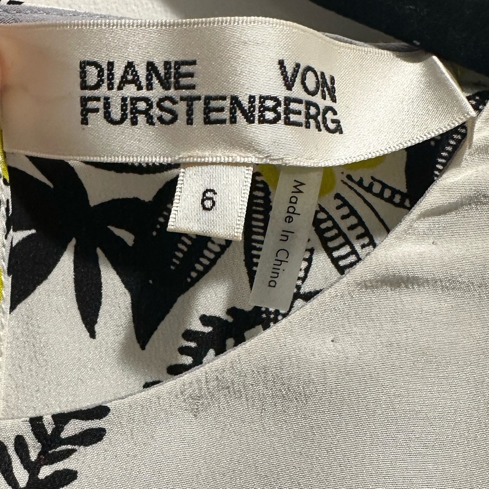 Diane Von Furstenberg top - Picture 7 of 7